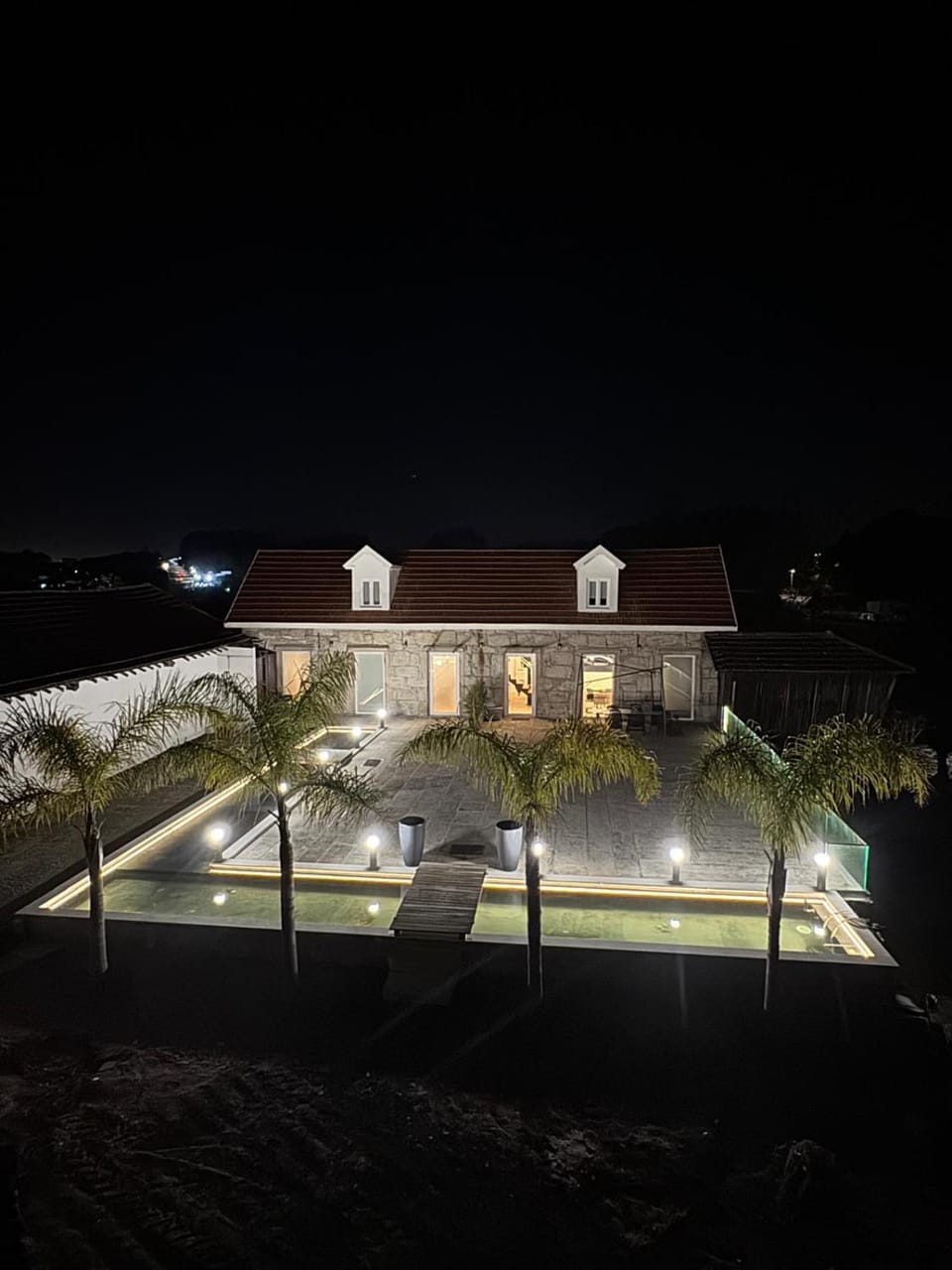 Property building, Night