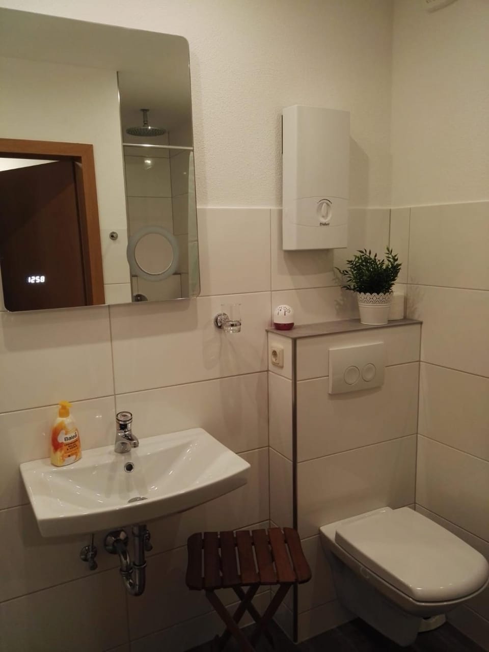 Toilet, Bathroom