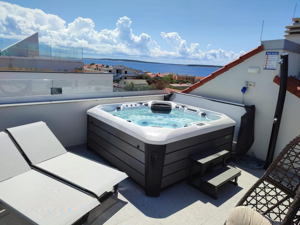 Apartment Sunrise Mandre Apartment in Novalja