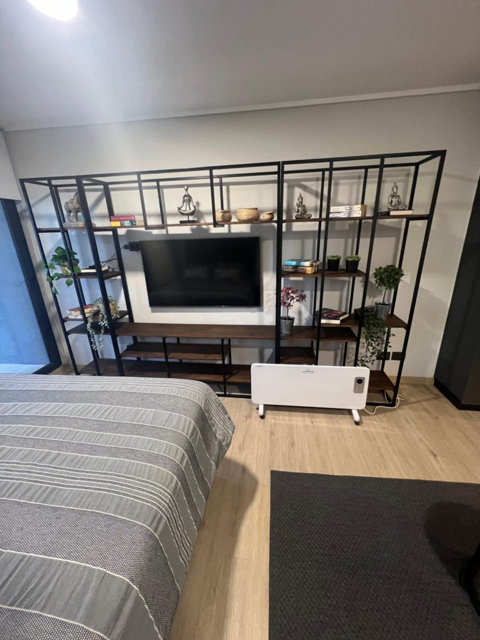 80 Metros , costado Clinica las Condes ,hasta 5 personasn Apartment in Las Condes