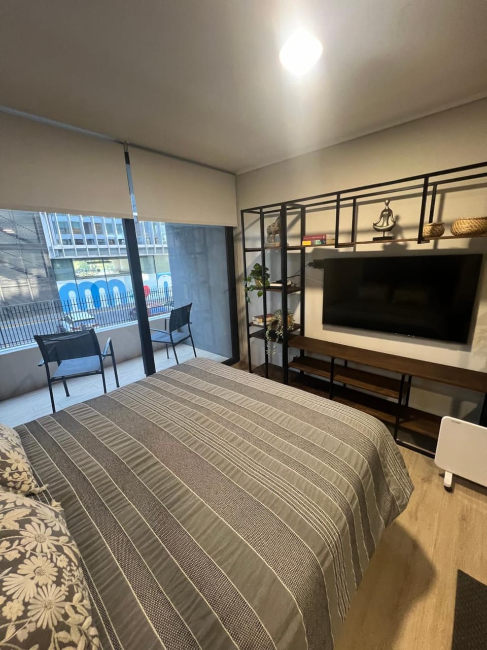 80 Metros , costado Clinica las Condes ,hasta 5 personasn Apartment in Las Condes