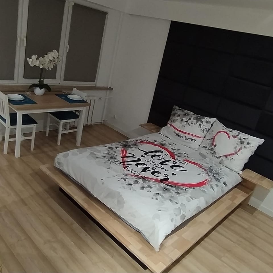 Property building, Restaurant/places to eat, Bed, Children play ground, TV and multimedia, Coffee/tea facilities, Business facilities, Seating area, Aqua park, Hiking, Bedroom, internet