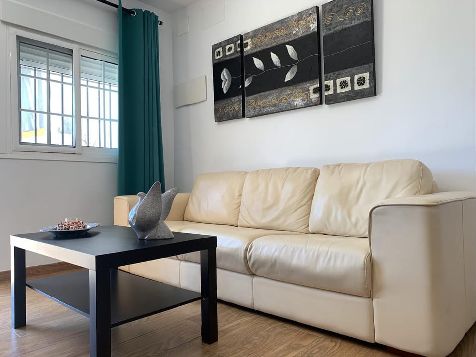 Living room, Lounge or bar
