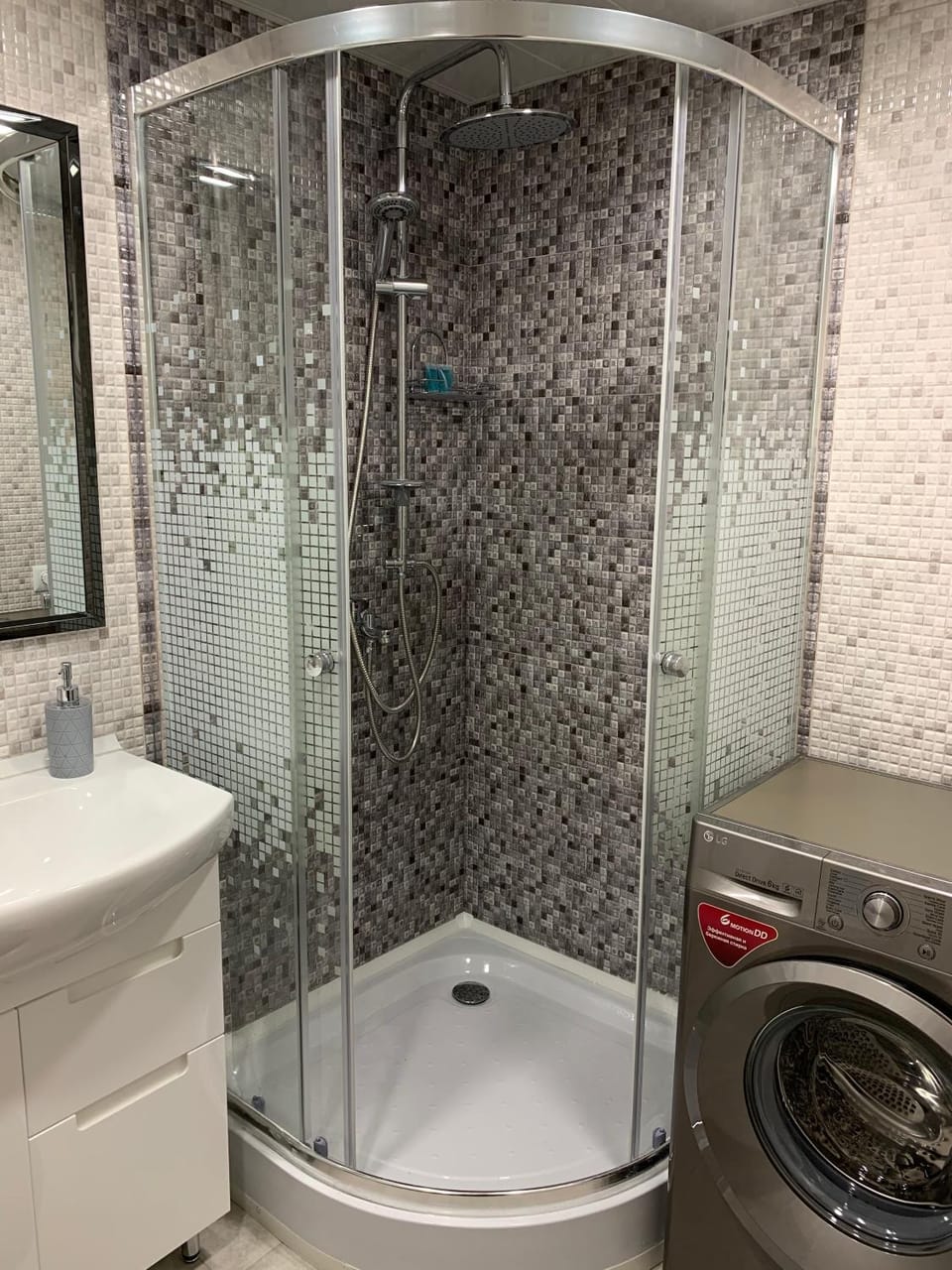 Shower, Bathroom
