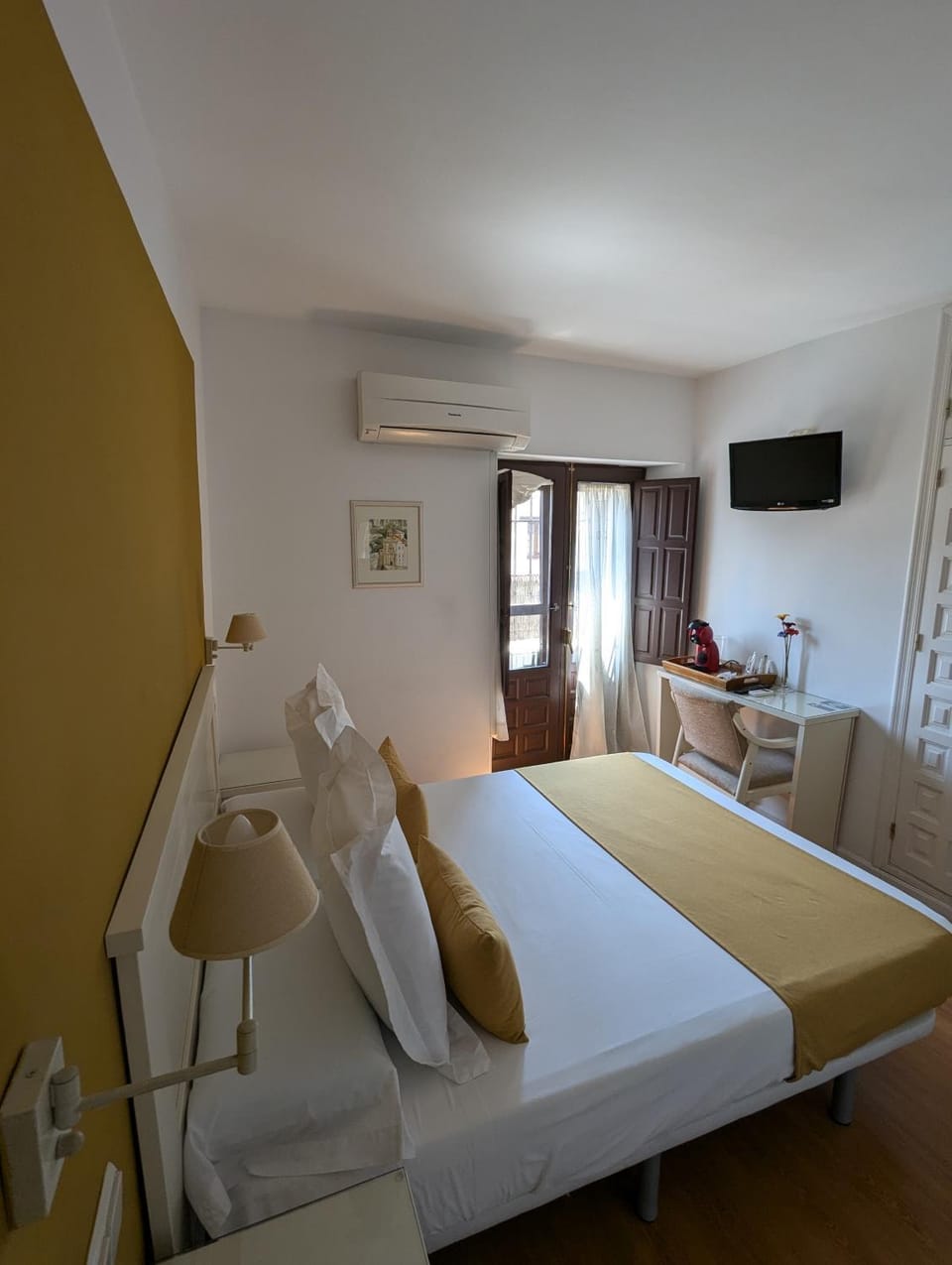 Hostal Tabanqueta Bed and Breakfast in Cuenca