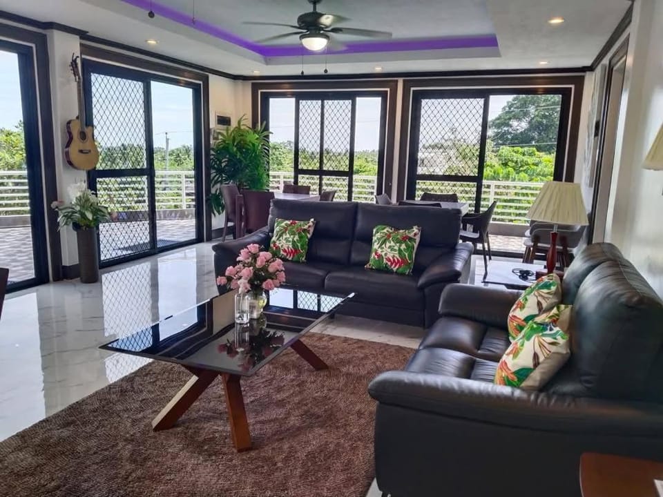 Kinghorn Garden House Resort House in Northern Mindanao
