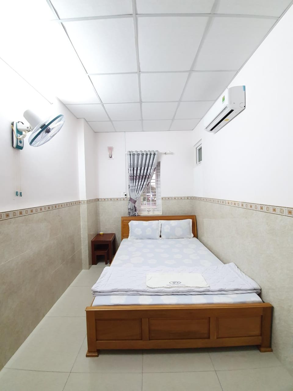 Khách Sạn Thiên Phong Hotel in Vietnam