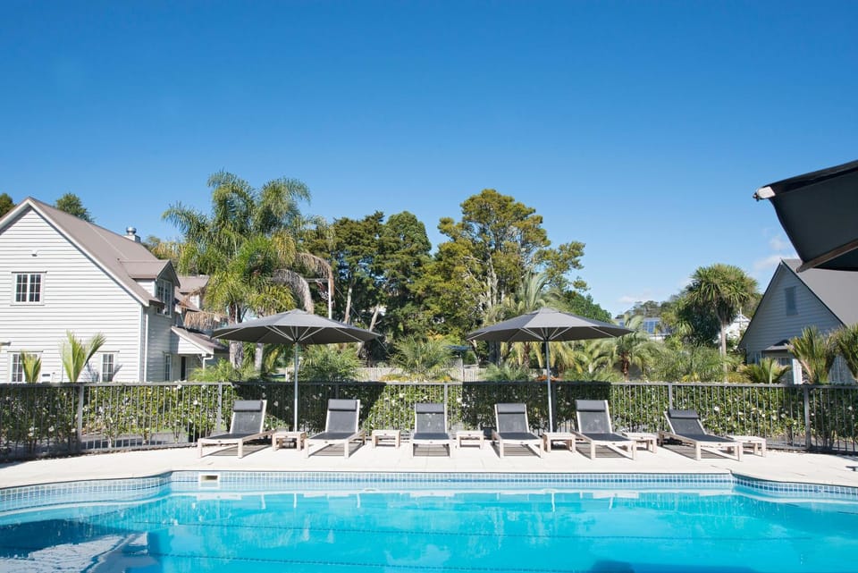 Property building, Swimming pool