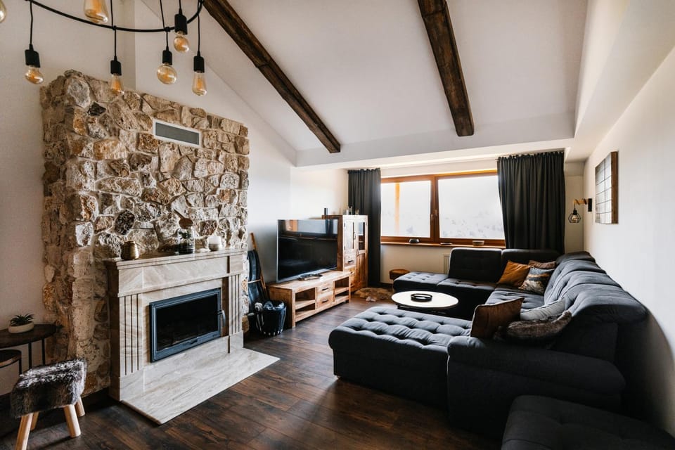 TV and multimedia, Living room, flat iron