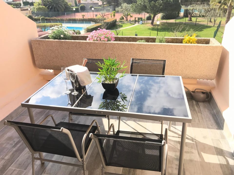 Patio, Balcony/Terrace