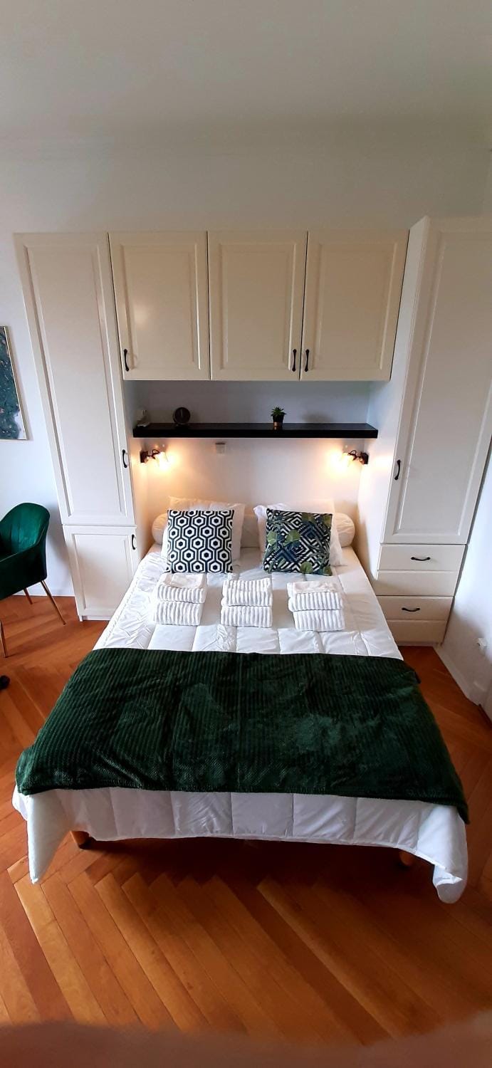 Bed