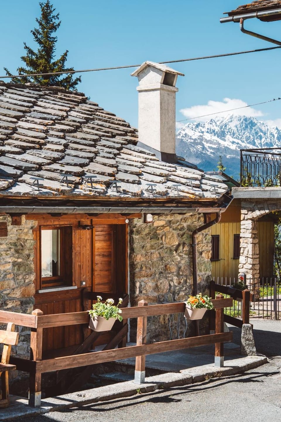 Chalet Saint Salod - Pila House in Aosta Valley, Italy