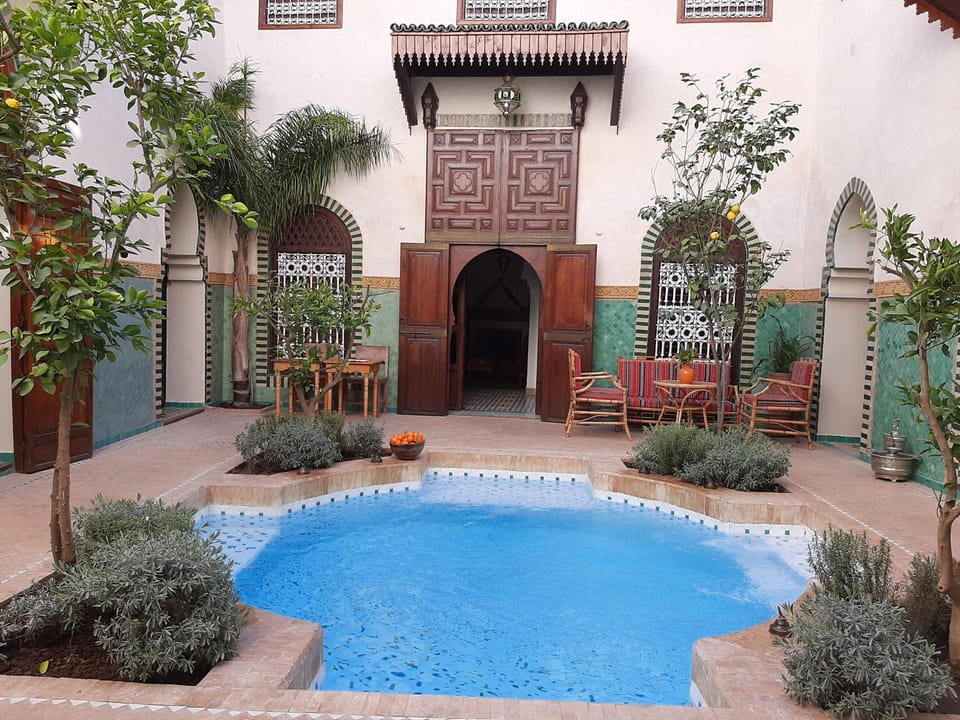 Swimming pool, Swimming pool