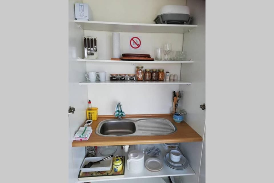 Coffee/tea facilities, Kitchen or kitchenette