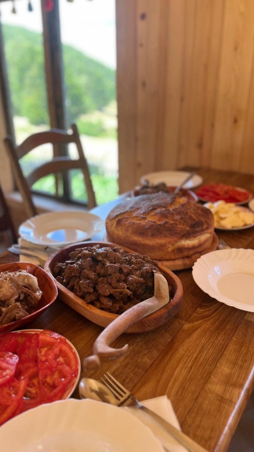 Katun Lanista-Kolibe Bogavac Nature lodge in Montenegro