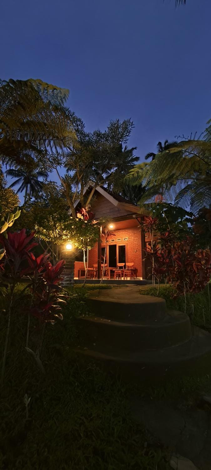 Wina Wani Bungalows Tetebatu Vacation rental in West Nusa Tenggara, Indonesia