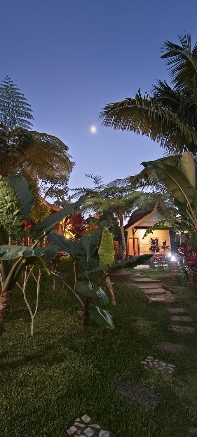 Wina Wani Bungalows Tetebatu Vacation rental in West Nusa Tenggara, Indonesia