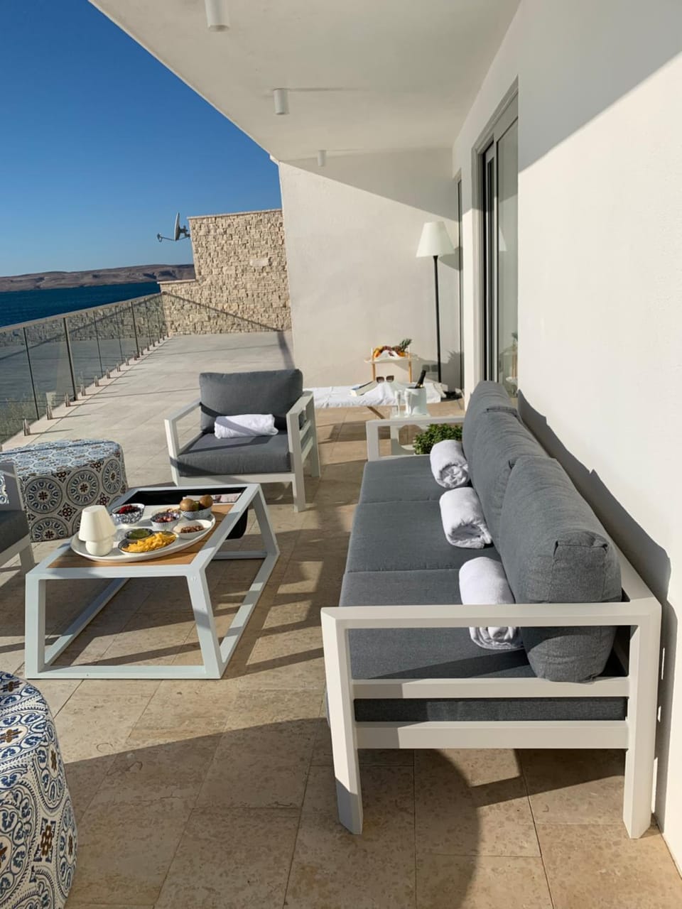 Natural landscape, Balcony/Terrace, Sea view