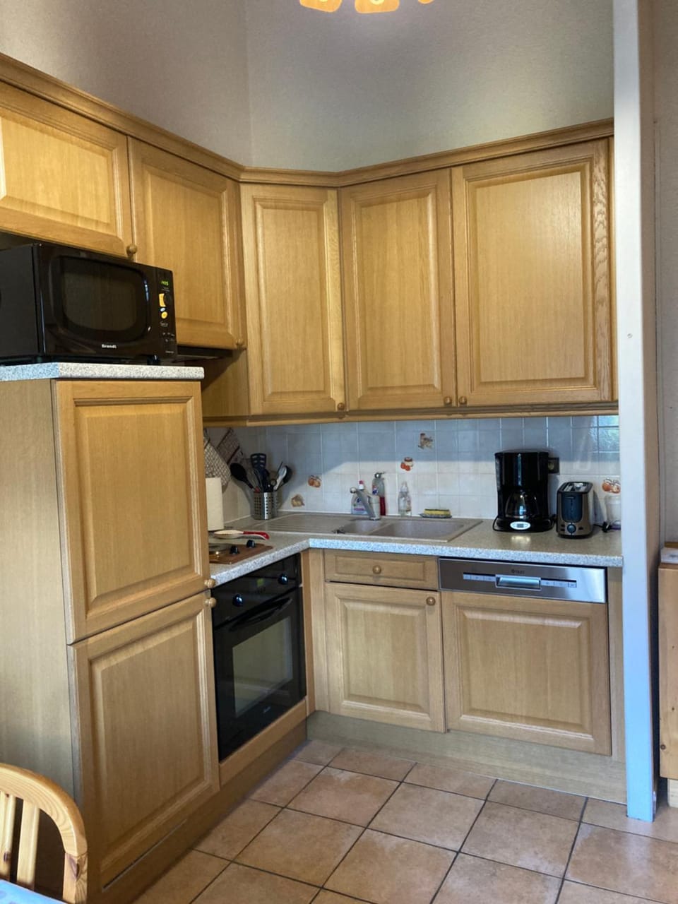 Kitchen or kitchenette