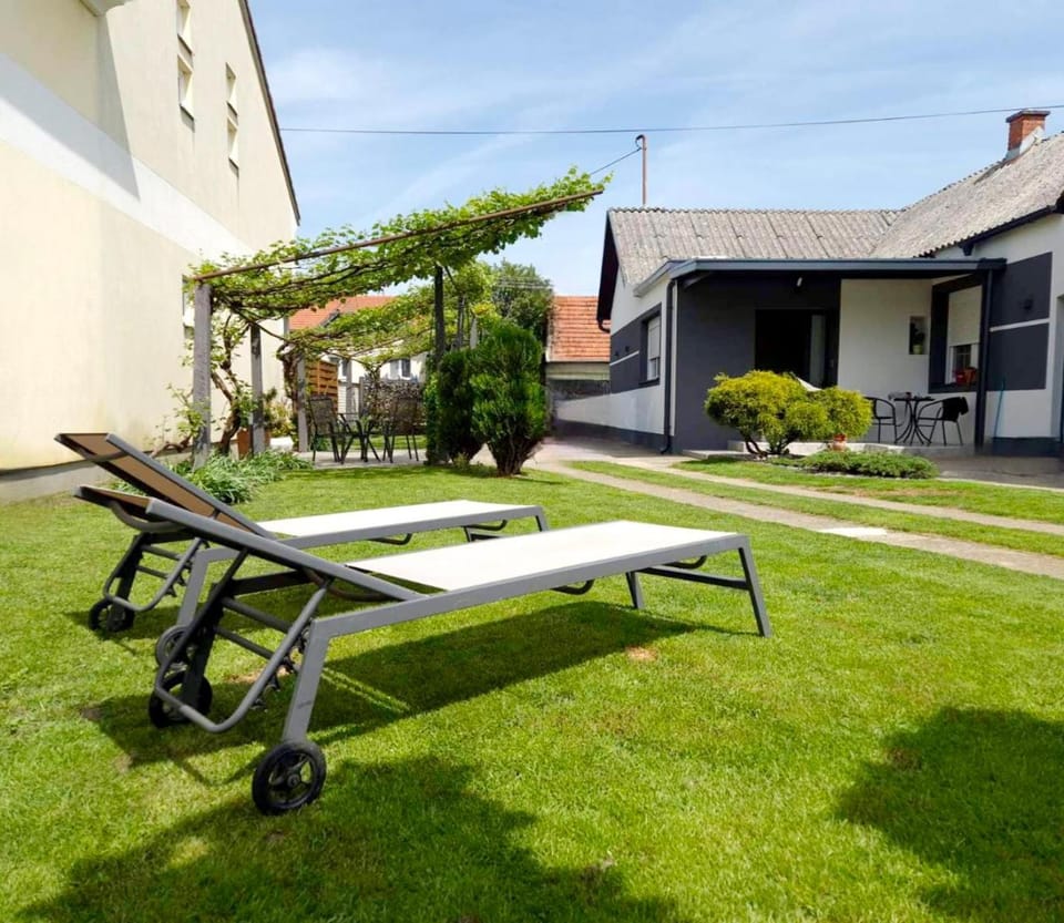 Garden, Garden view