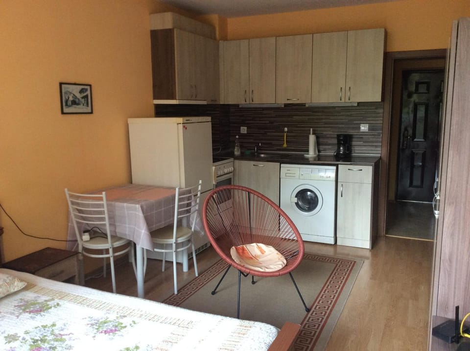 Marina Studio Apartment in Burgas