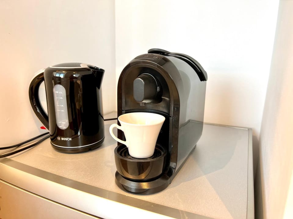 Coffee/tea facilities, Kitchen or kitchenette
