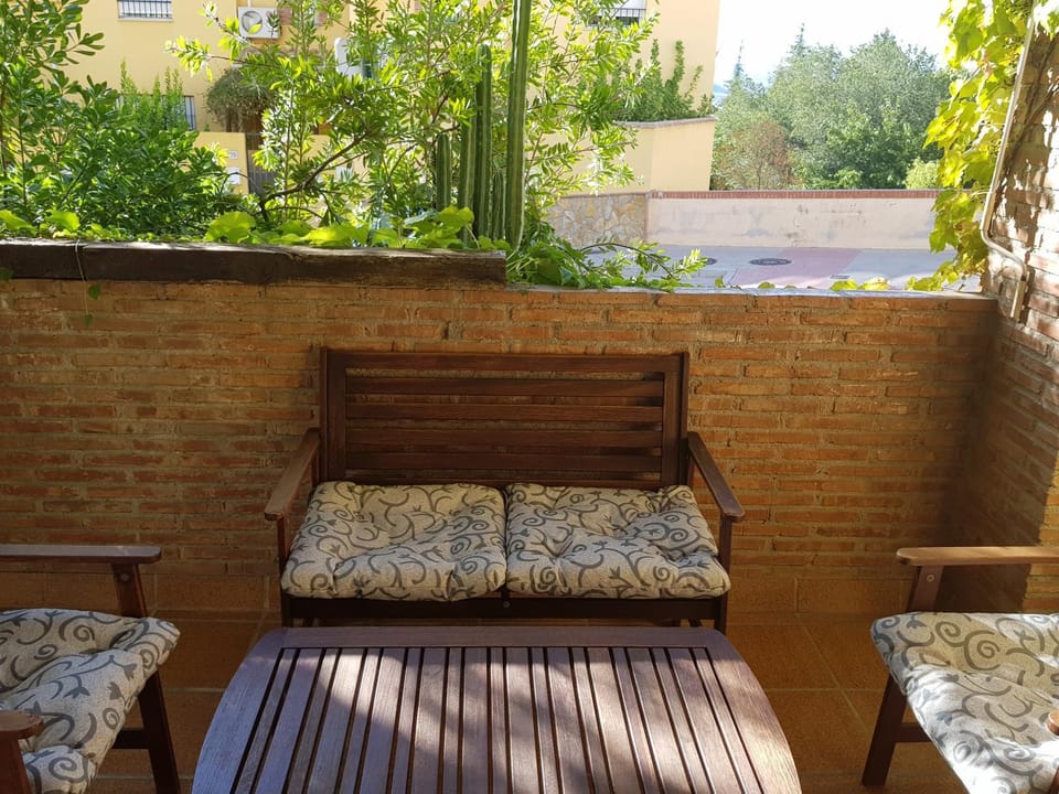 Patio, Balcony/Terrace