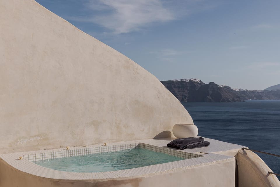 Day, Natural landscape, Hot Tub, View (from property/room), Balcony/Terrace, Sea view, towels