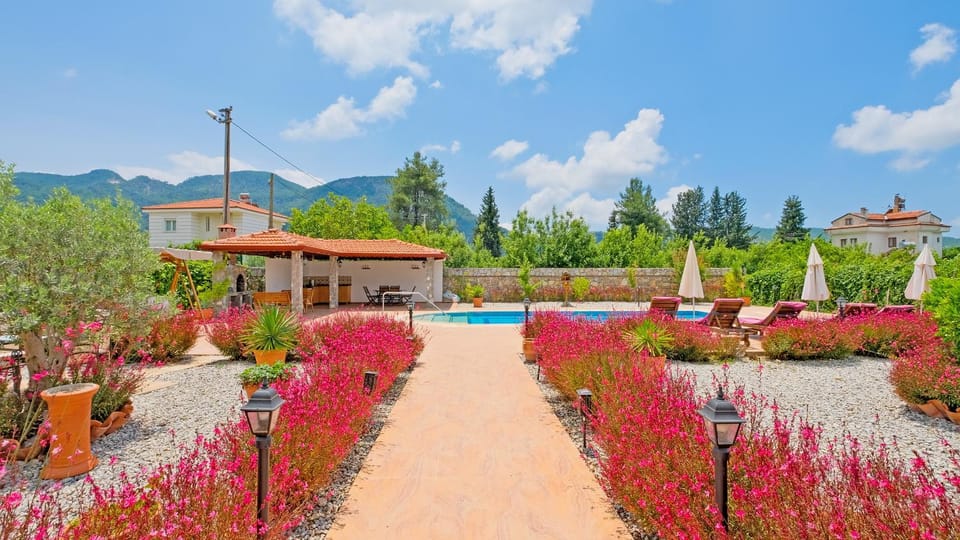 Property building, Garden view, Swimming pool