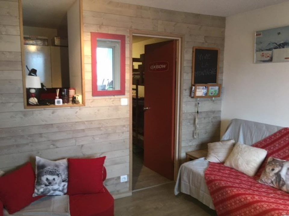 Studio cabine 5 pers, balcon, 80m pistes, animaux ok - FR-1-404-228 Cabin in Aragon
