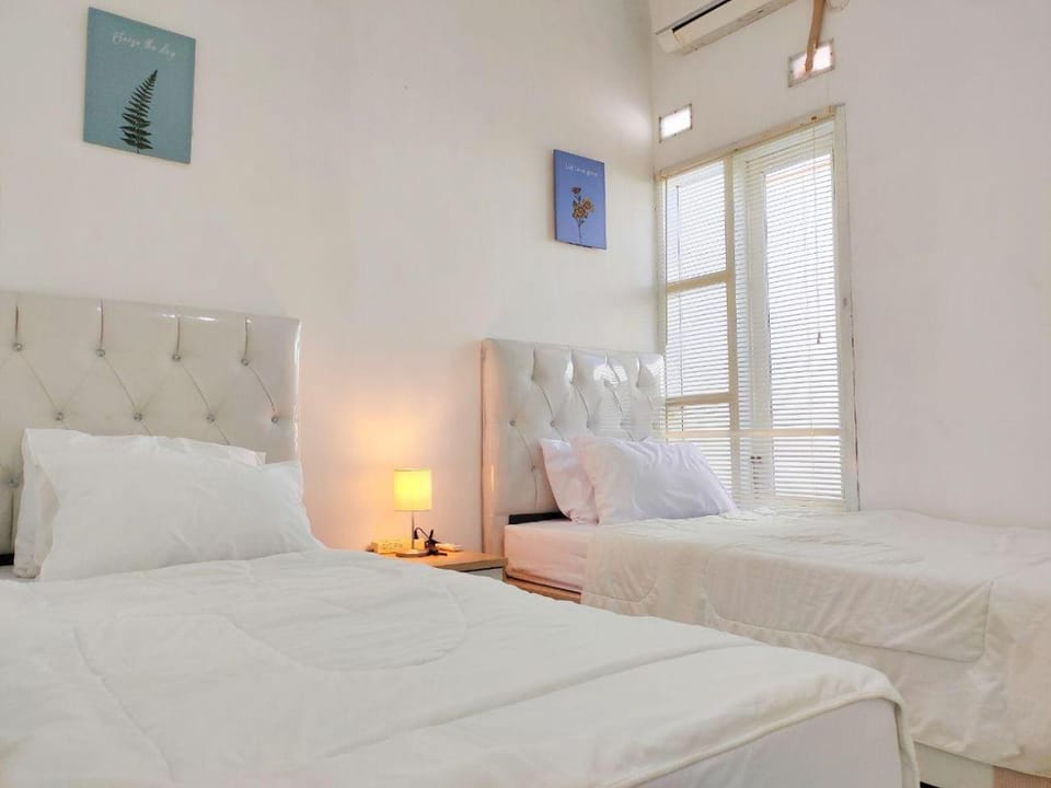 Bed, Bedroom, bunk bed