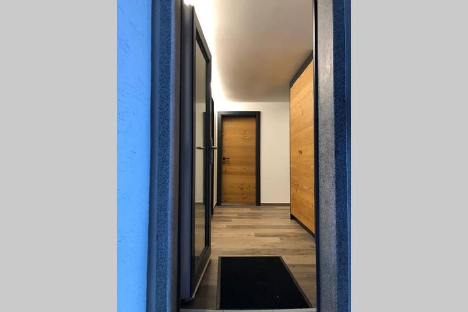 Grand appartement avec terrasse à Chez-Les-Reuses Apartment in Canton of Valais