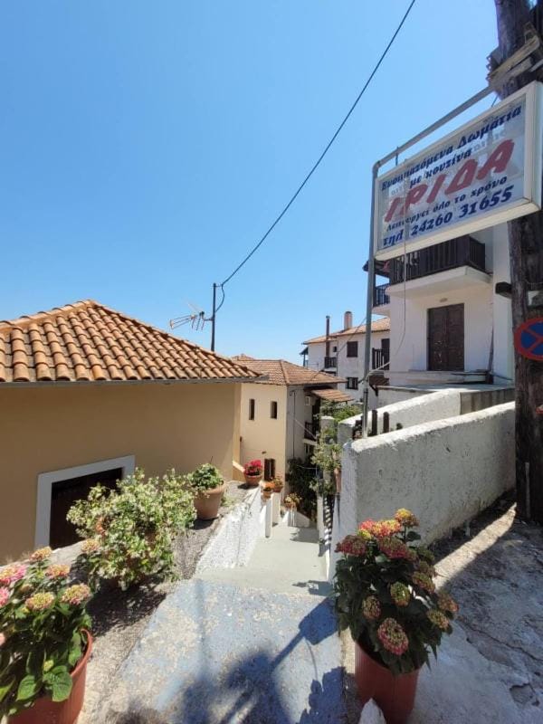 Irida Studios Bed and Breakfast in Magnesia Prefecture, Greece