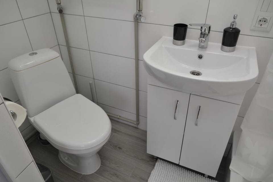 Toilet, Bathroom
