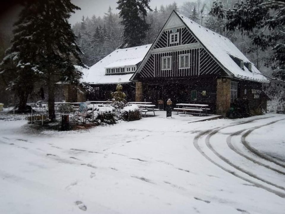 Turistická chata Prachov Inn in Lower Silesian Voivodeship