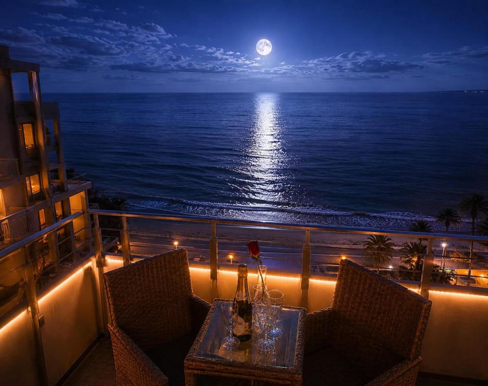 Night, Natural landscape, View (from property/room), Balcony/Terrace, Seating area, Beach, Sea view