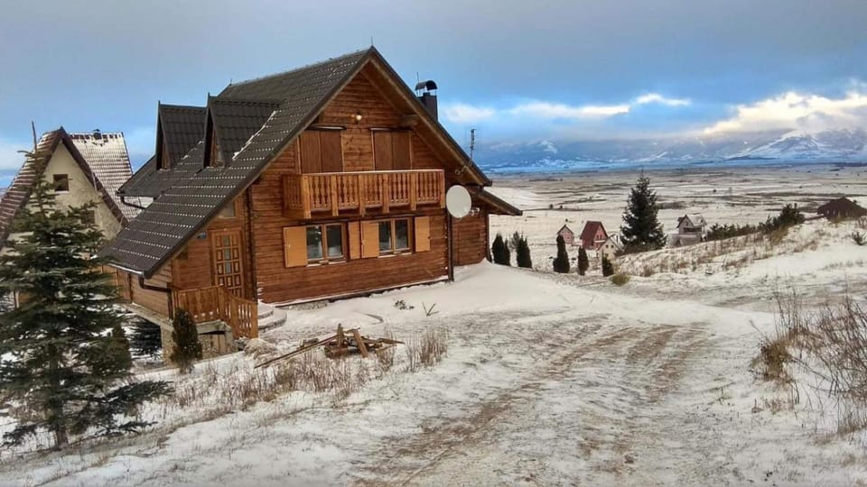 Property building, Winter