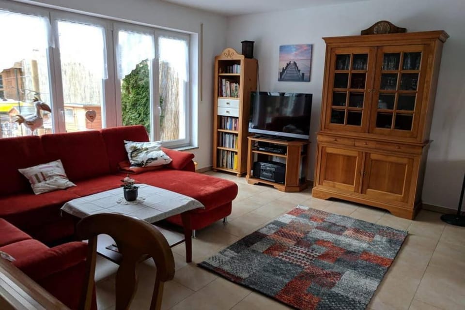 Library, Living room, Seating area