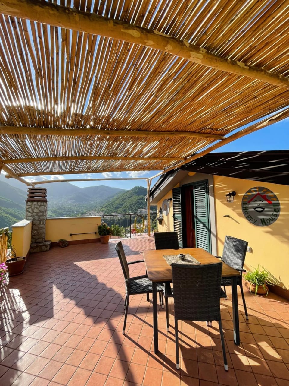 Happy House Apartment in Campania