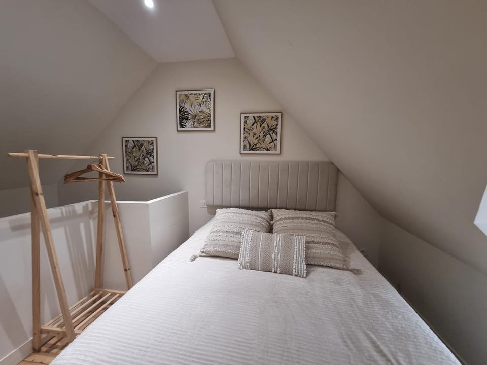 Au Mont Pour Deux Apartment in Brittany