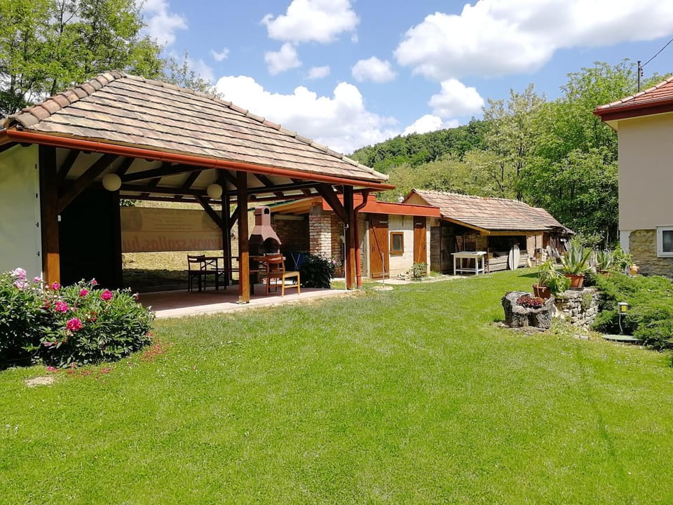 BBQ facilities, Garden