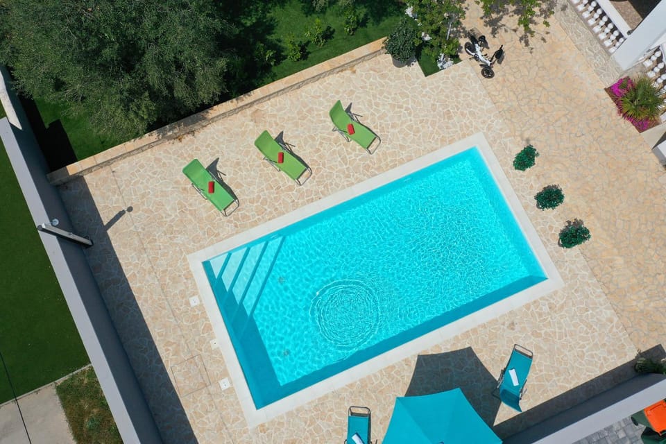 Patio, Swimming pool