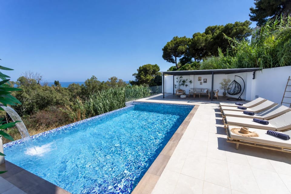 Luxury villa with sea views - heated pool - Jacuzzi Villa in Benalmadena