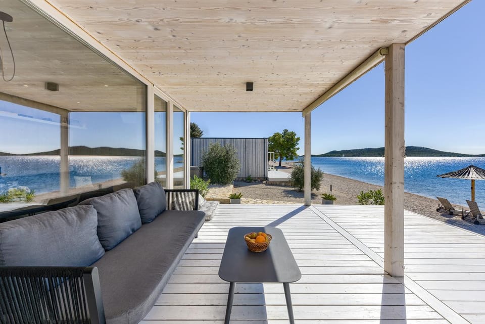 ☆2BR Beach Design Villa21☆ SeaView & PrivateCinema Villa in Šibenik-Knin County, Croatia