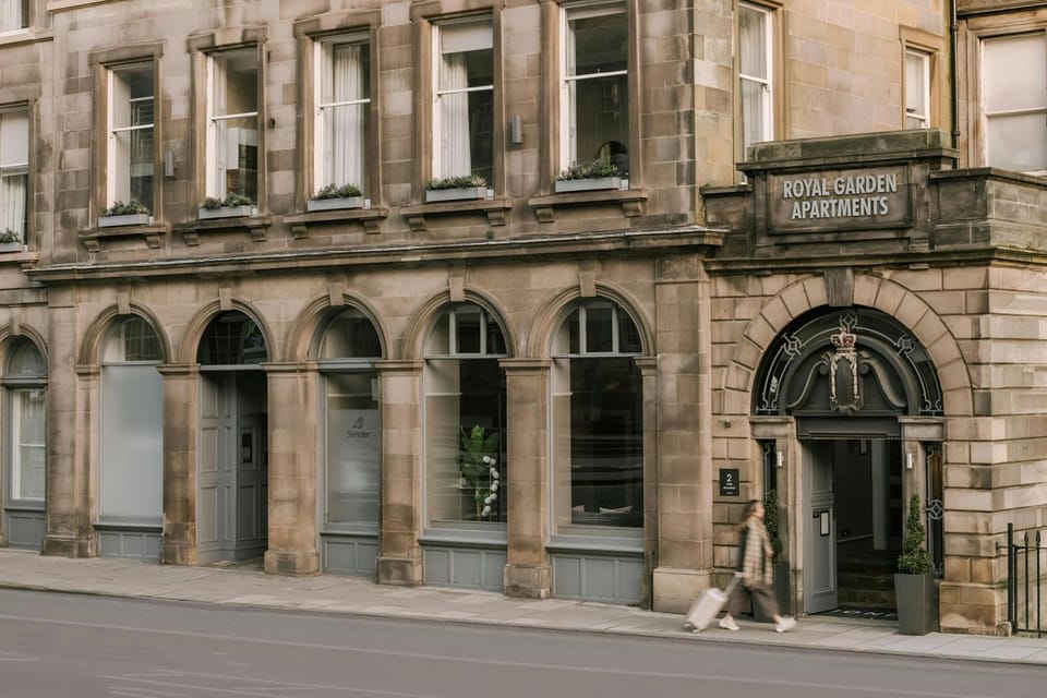 Property building, Facade/entrance, View (from property/room)