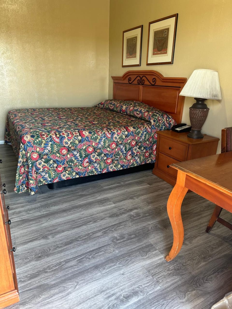 Economy inn Inn in Bay City