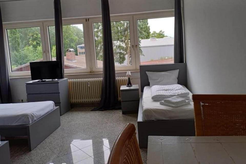 Mehrbettzimmer Hamburg 3 Betten Küche BoLA 2 Apartment in Hamburg