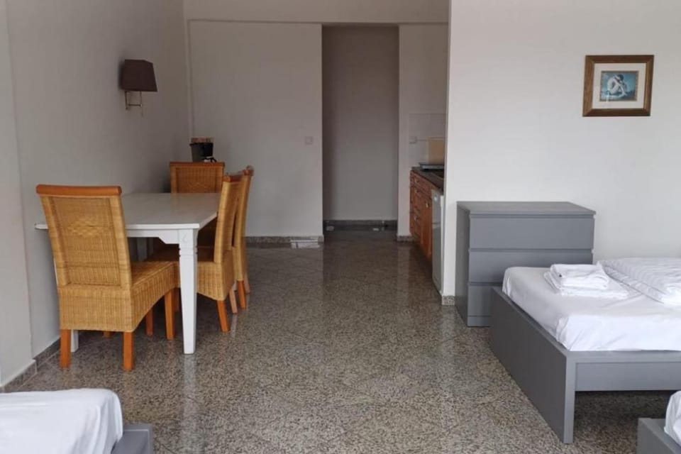 Mehrbettzimmer Hamburg 3 Betten Küche BoLA 2 Apartment in Hamburg