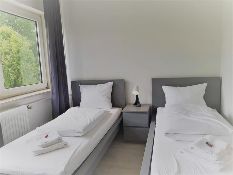 Unterkunft 2 SZ mit 5 Betten Küche BoLA 4 Apartment in Hamburg