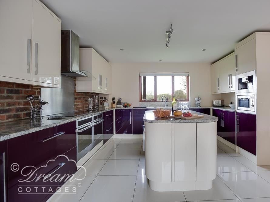 Baytree Lodge House in West Dorset District